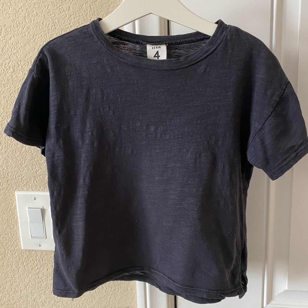 Stem by Nordstrom Boys Black T-Shirt Size 4